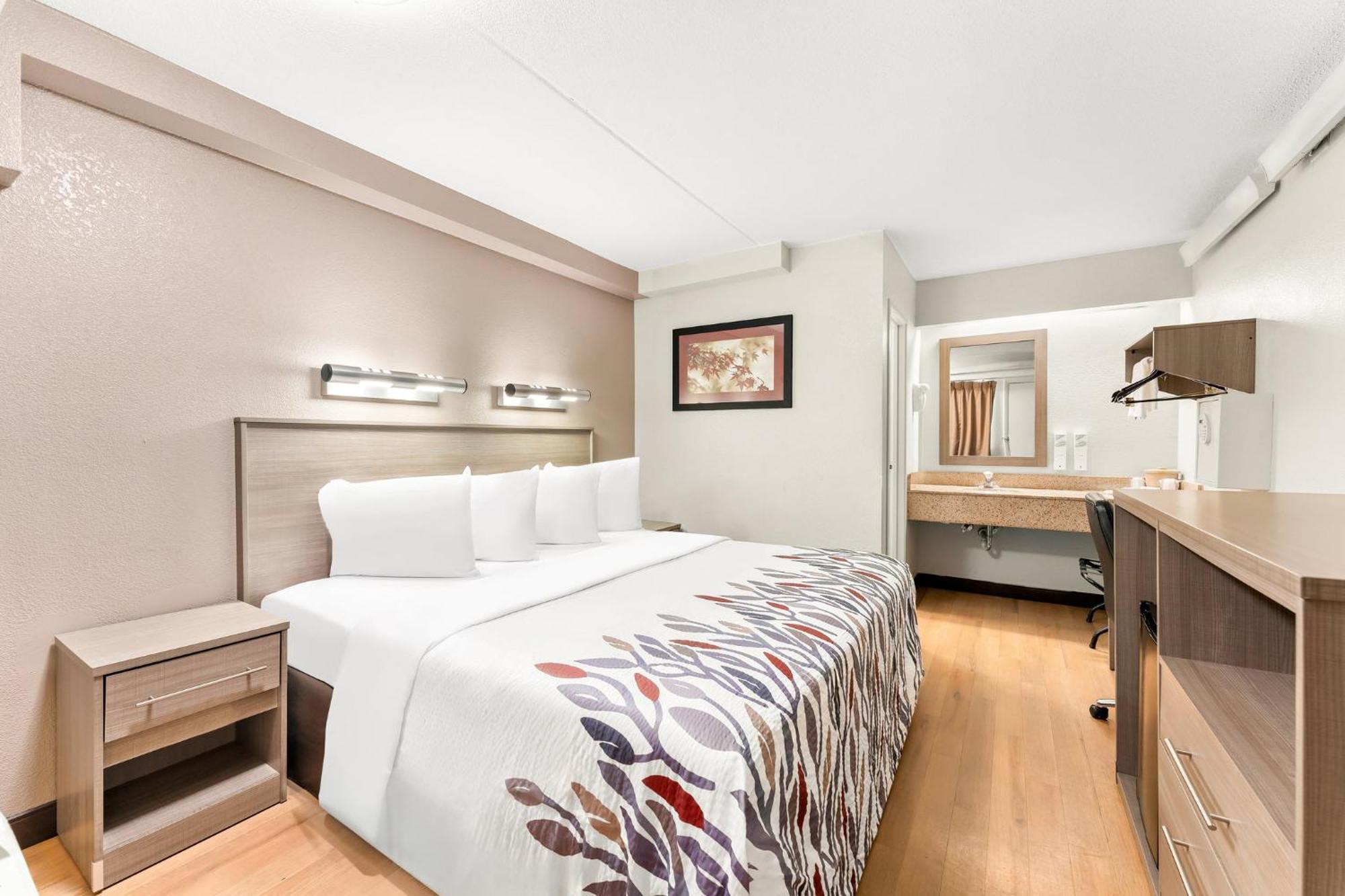 Red Roof Inn Allentown Airport Εξωτερικό φωτογραφία